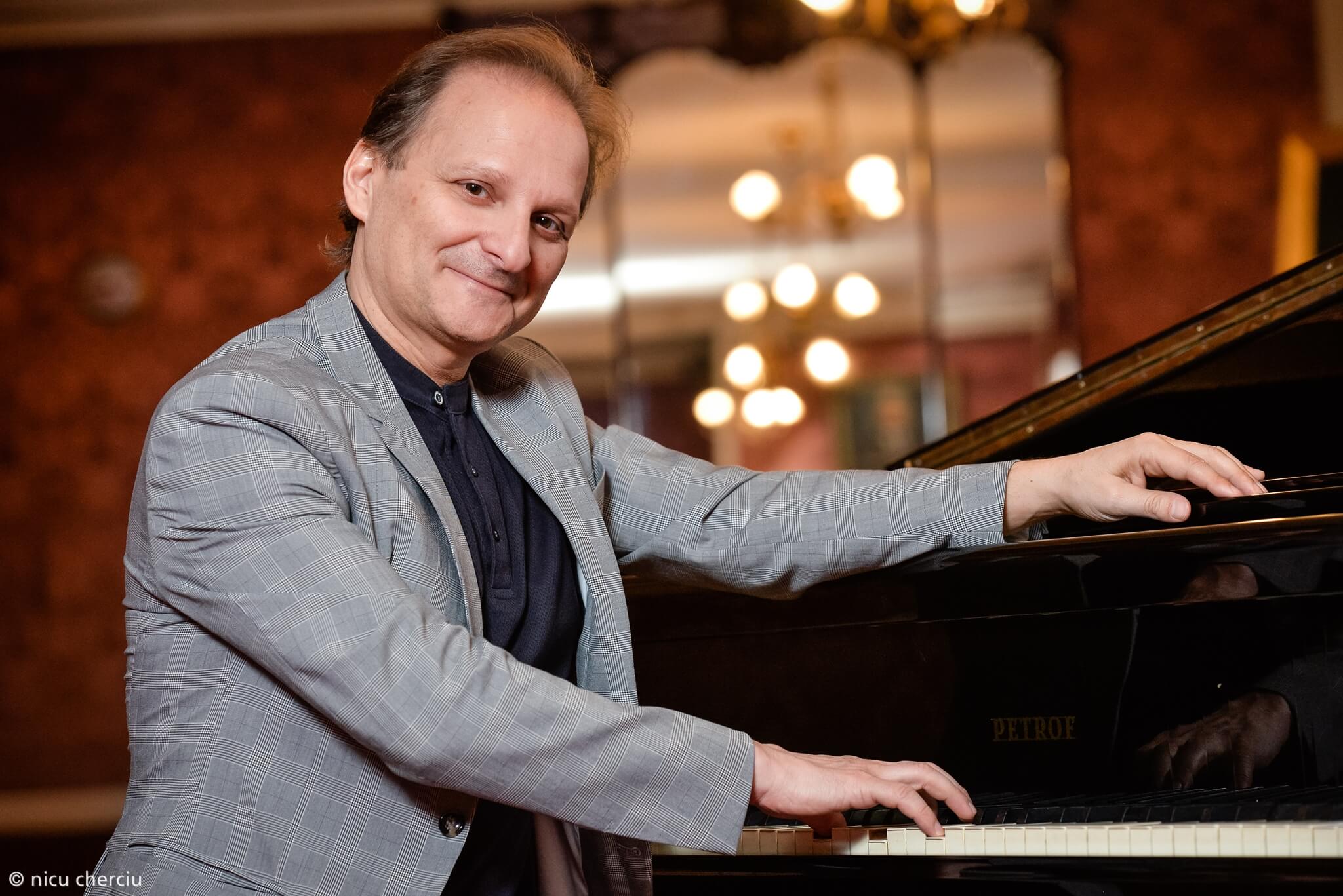 Perfecționism, dedicare și pasiune lirică. Dirijorul italian David Crescenzi este noul Director Artistic al Operei Naționale Române din Cluj-Napoca